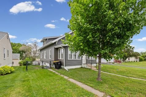 627 4th Avenue W Shakopee MN 55379