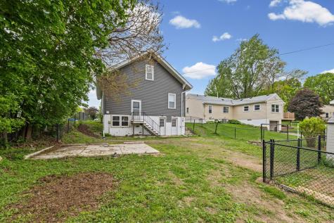 627 4th Avenue W Shakopee MN 55379