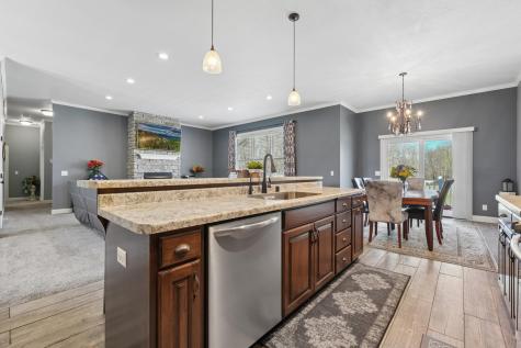 21530 Nightingale Street NW Cedar MN 55011