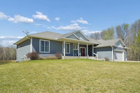 21530 Nightingale Street NW Cedar MN 55011