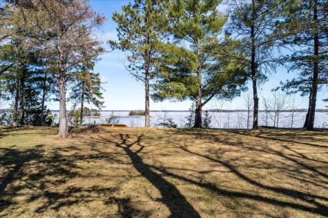 5177 1st Avenue Duluth MN 55803