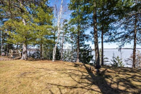 5177 1st Avenue Duluth MN 55803