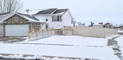 238 Pinewood Boulevard West Fargo ND 58078