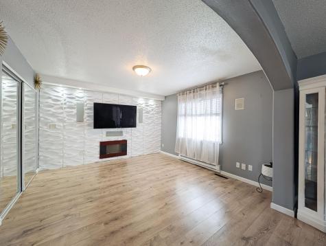 238 Pinewood Boulevard West Fargo ND 58078