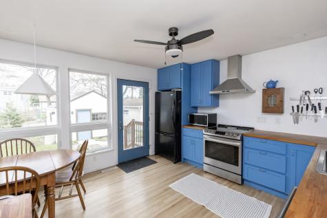 433 Elmwood Avenue S Fargo ND 58103