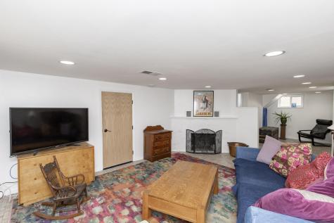 433 Elmwood Avenue S Fargo ND 58103