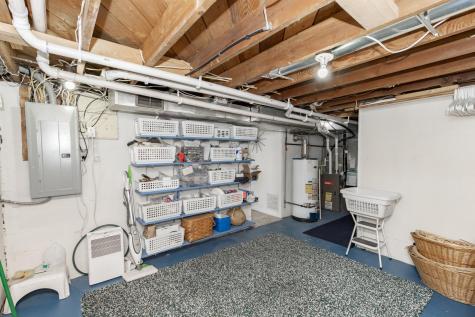 433 Elmwood Avenue S Fargo ND 58103