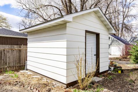 433 Elmwood Avenue S Fargo ND 58103