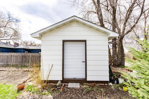 433 Elmwood Avenue S Fargo ND 58103