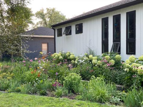 433 Elmwood Avenue S Fargo ND 58103