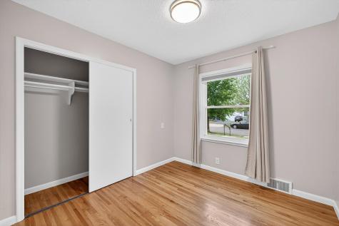 2043 Ramlow Place Saint Paul MN 55116