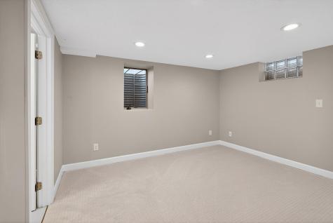 2043 Ramlow Place Saint Paul MN 55116