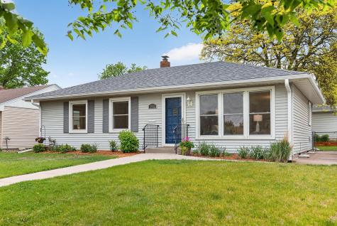 2043 Ramlow Place Saint Paul MN 55116
