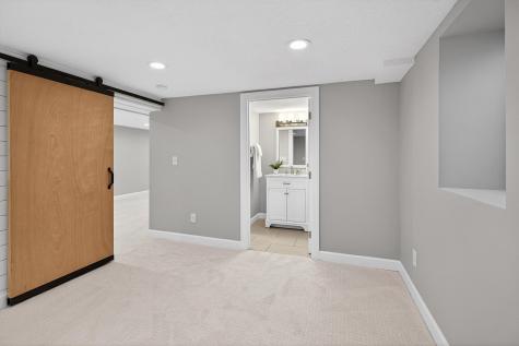 2043 Ramlow Place Saint Paul MN 55116