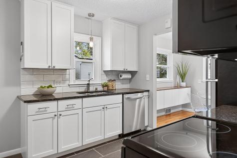 2043 Ramlow Place Saint Paul MN 55116