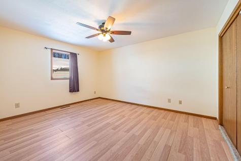 225 S 7th Avenue E Truman MN 56088