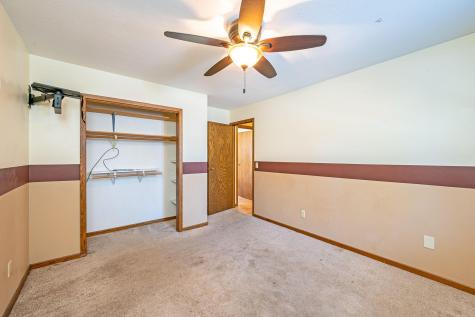 225 S 7th Avenue E Truman MN 56088