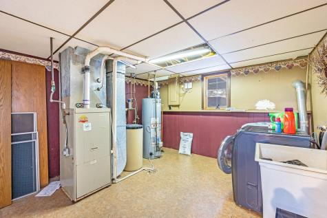 225 S 7th Avenue E Truman MN 56088