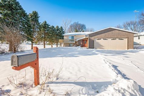 225 S 7th Avenue E Truman MN 56088