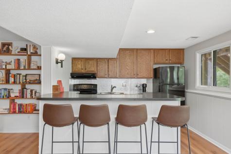 9137 Forest Hills Circle Bloomington MN 55437