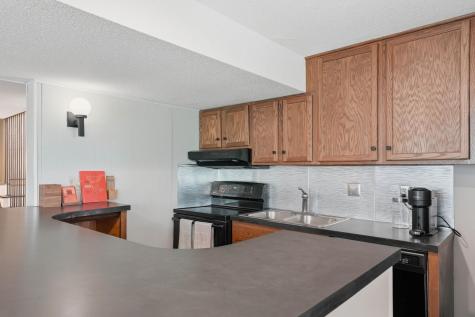 9137 Forest Hills Circle Bloomington MN 55437