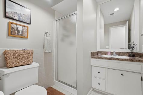 9137 Forest Hills Circle Bloomington MN 55437