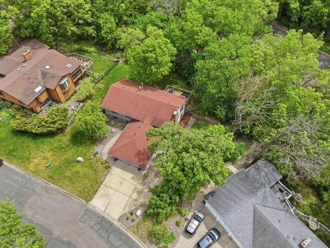 9137 Forest Hills Circle Bloomington MN 55437
