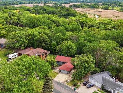 9137 Forest Hills Circle Bloomington MN 55437