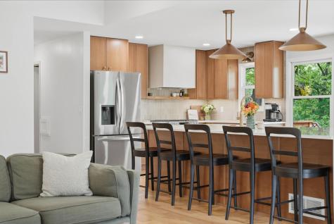 9137 Forest Hills Circle Bloomington MN 55437