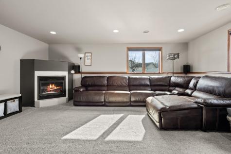 4512 44th Street S Fargo ND 58104
