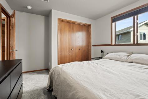 4512 44th Street S Fargo ND 58104