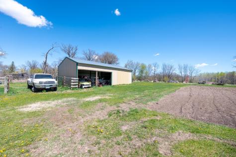 1017 E Kings Hill Road Hewitt MN 56453