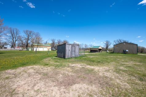 1017 E Kings Hill Road Hewitt MN 56453