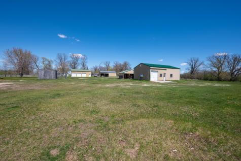 1017 E Kings Hill Road Hewitt MN 56453