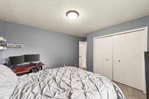 4841 Helena Road N Oakdale MN 55128