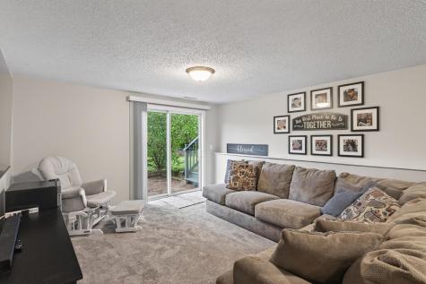 4841 Helena Road N Oakdale MN 55128