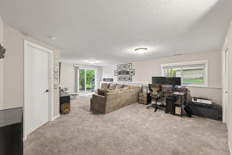 4841 Helena Road N Oakdale MN 55128
