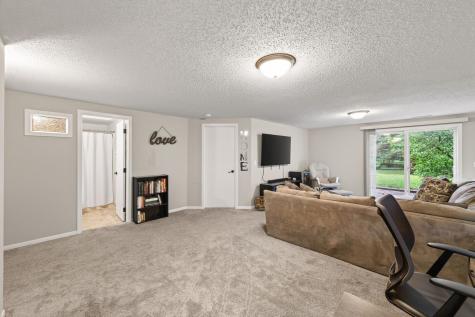 4841 Helena Road N Oakdale MN 55128