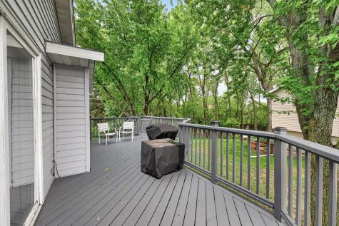 4841 Helena Road N Oakdale MN 55128