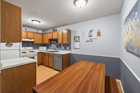 4841 Helena Road N Oakdale MN 55128