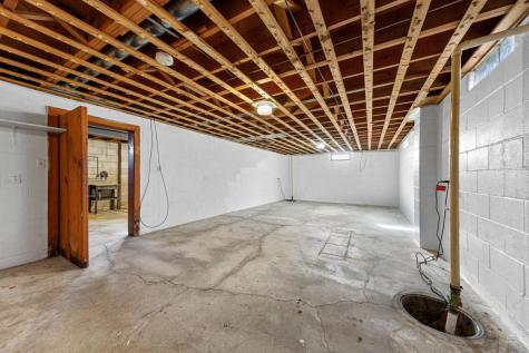 1043 Chase Avenue Gibbon MN 55335