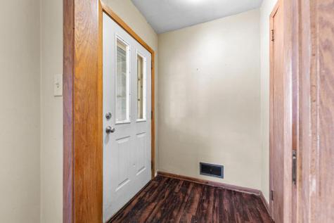1043 Chase Avenue Gibbon MN 55335