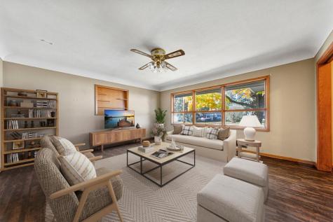 1043 Chase Avenue Gibbon MN 55335