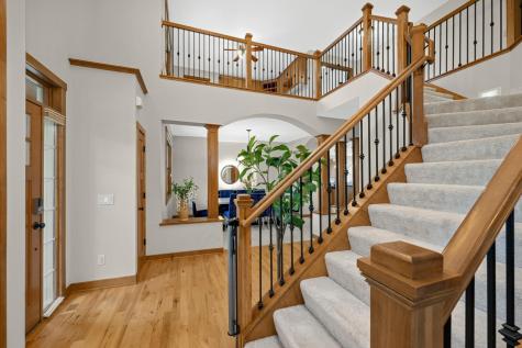 10590 Watersedge Lane Woodbury MN 55129