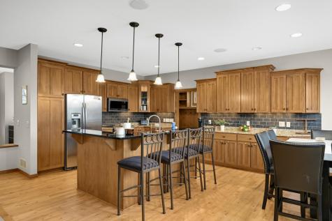 10590 Watersedge Lane Woodbury MN 55129