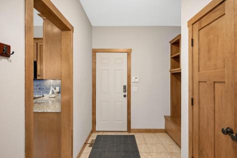 10590 Watersedge Lane Woodbury MN 55129