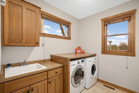 10590 Watersedge Lane Woodbury MN 55129