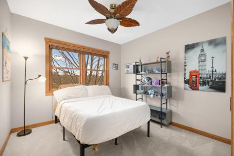 10590 Watersedge Lane Woodbury MN 55129