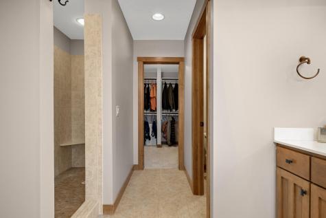 10590 Watersedge Lane Woodbury MN 55129