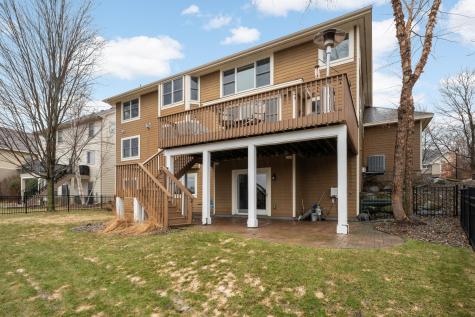 10590 Watersedge Lane Woodbury MN 55129
